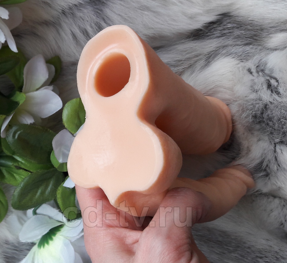 двойной страпон