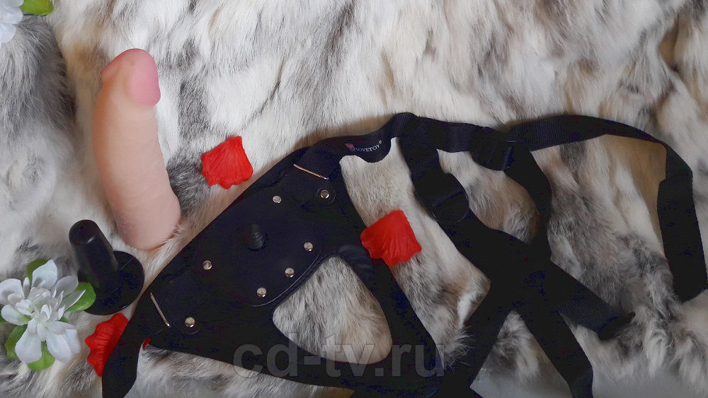 купить страпон