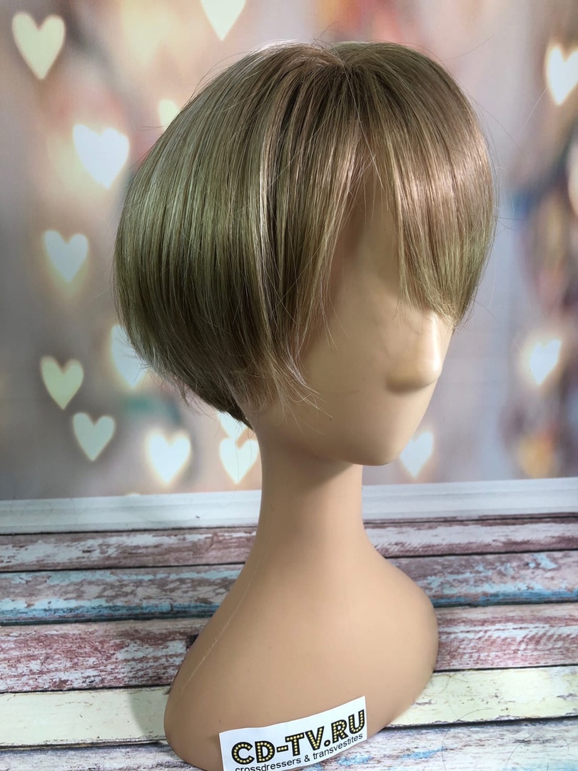 женские искусственные парики