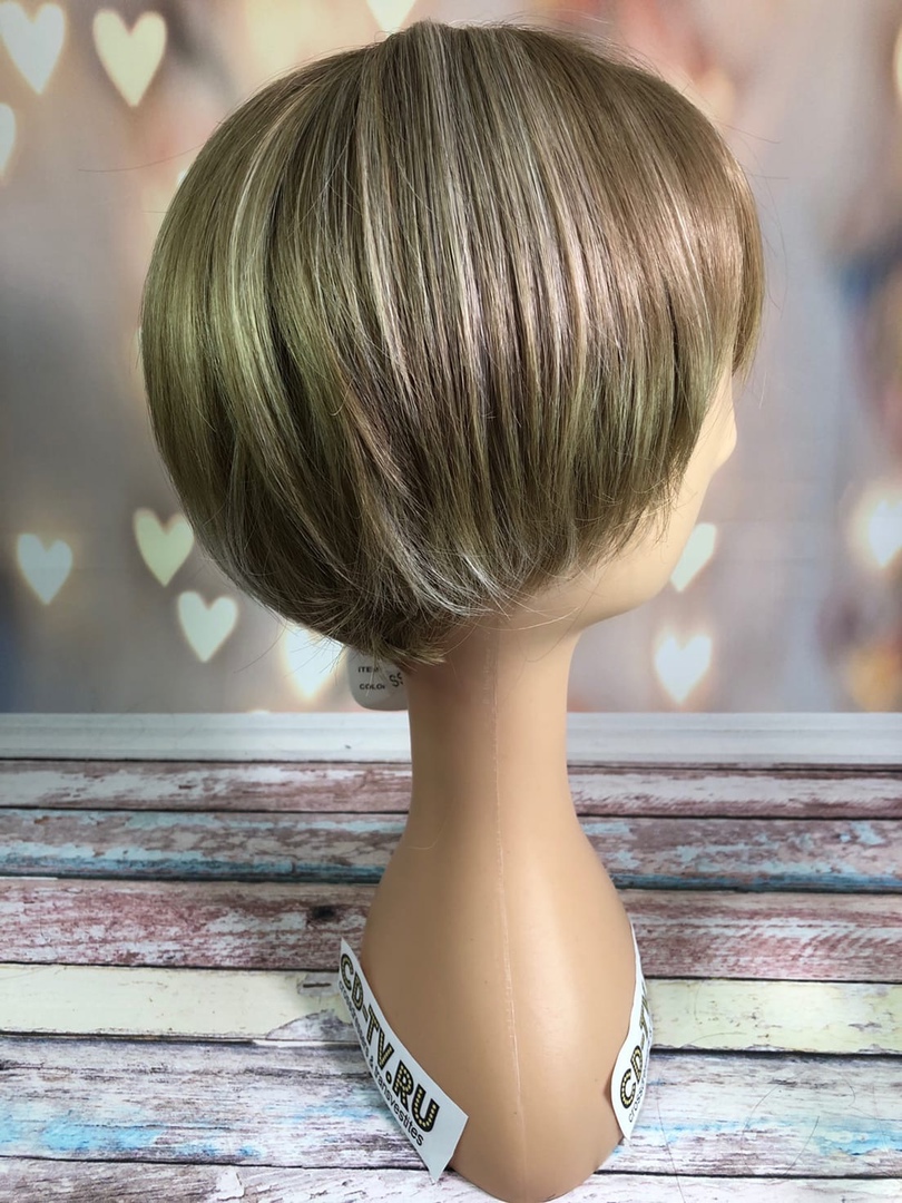 женские искусственные парики