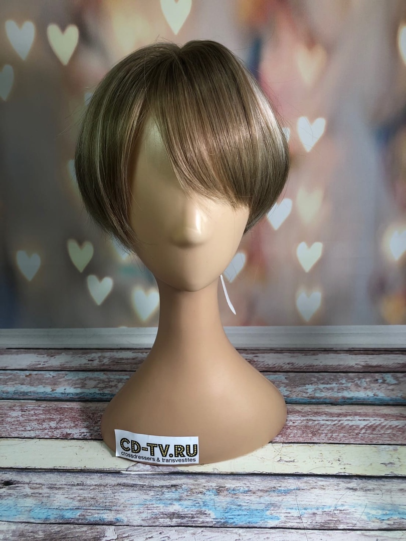 женские искусственные парики