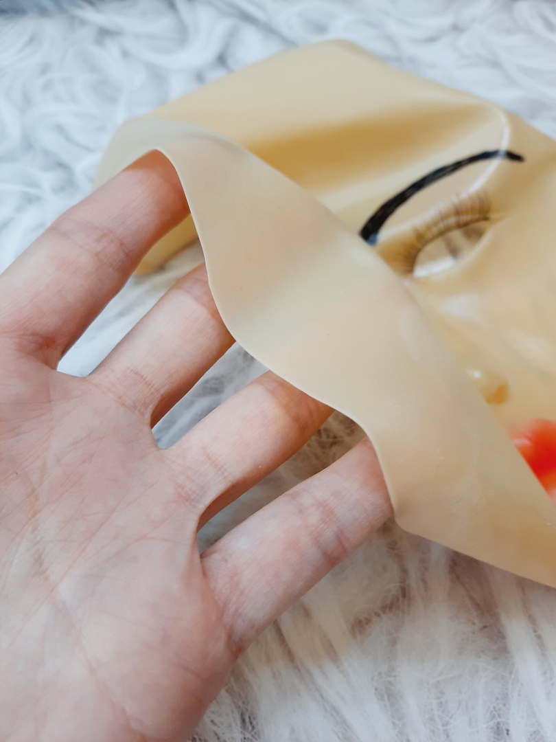 силиконовая женская маска