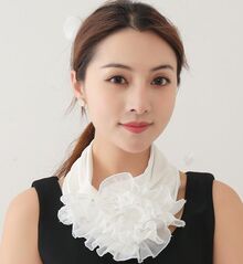 Шейный платок-повязка белый